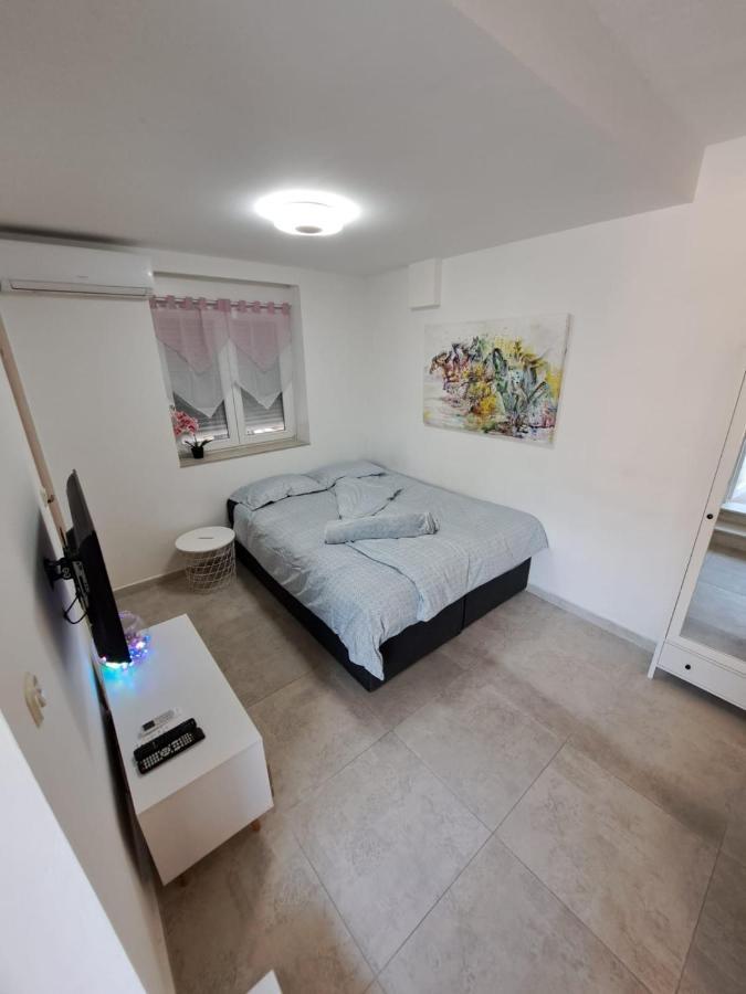 Near Beach Studio Kastela Ngoại thất bức ảnh