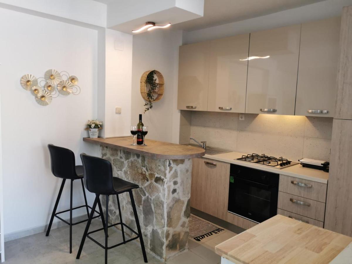 Near Beach Studio Kastela Ngoại thất bức ảnh