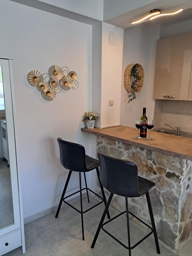 Near Beach Studio Kastela Ngoại thất bức ảnh