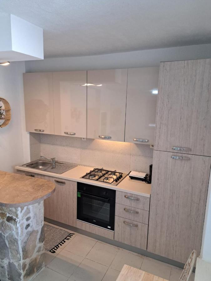 Near Beach Studio Kastela Ngoại thất bức ảnh
