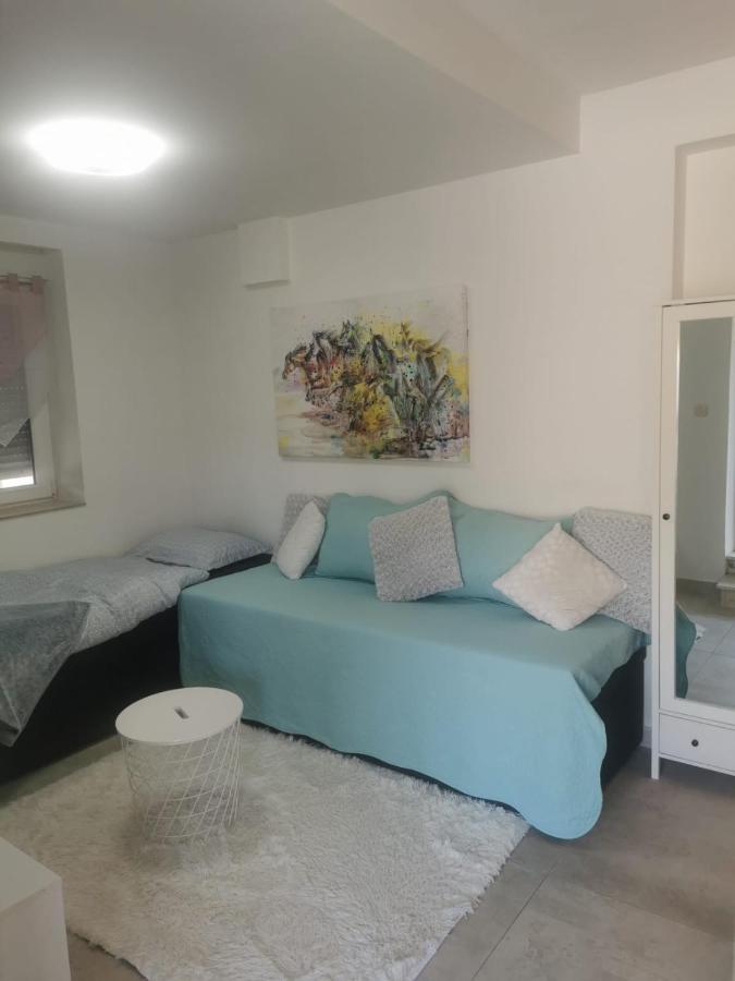 Near Beach Studio Kastela Ngoại thất bức ảnh